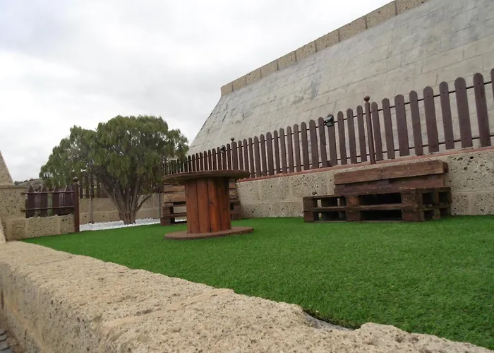 Con Piscina Privada Güimar